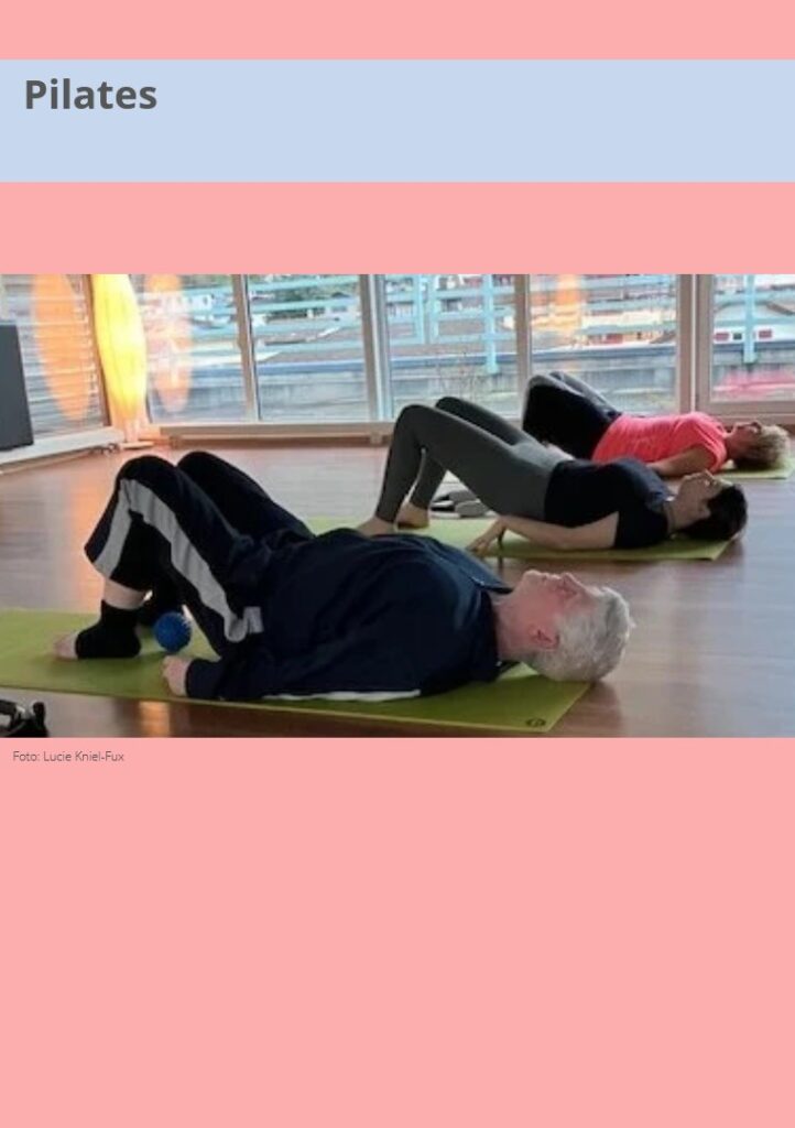 Illustration Foto Pilates. Drei Peronen liegen auf der Matte und machen eine Übung.